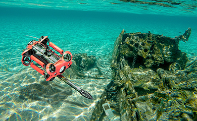 Underwater rescue robot