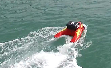 Water Rescue Robot R1 Delivers Supplies